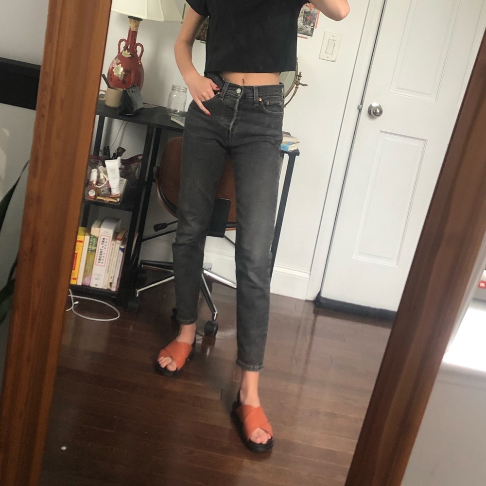 Levi’s Black High-Rise Jeans size 26
